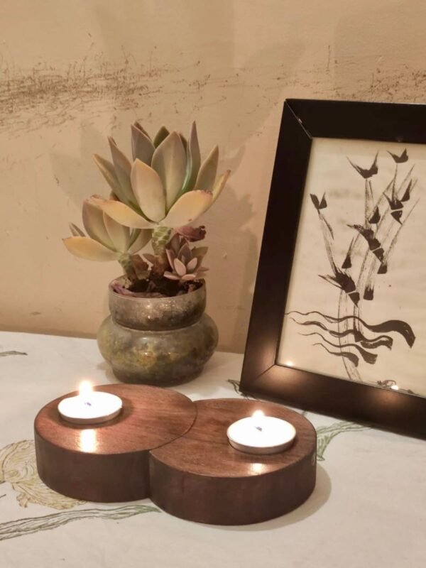 Twintealight holder (Shisham)